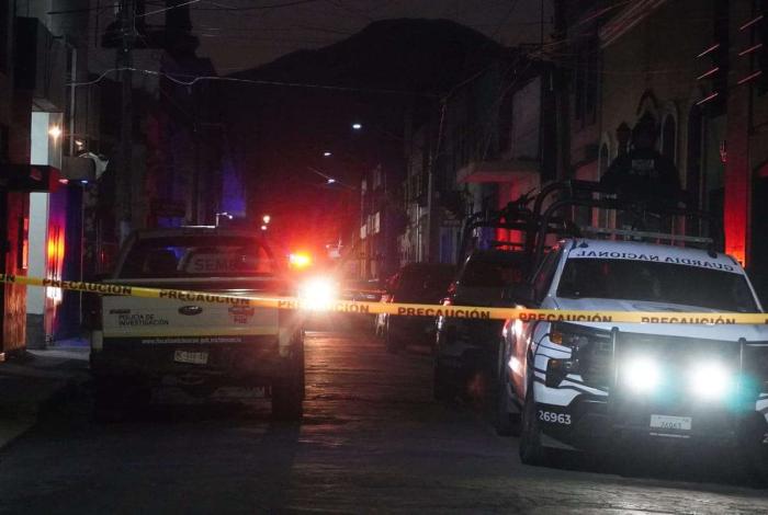 Criminales irrumpen en velorio de joven asesinado y matan a un sujeto, en Zamora