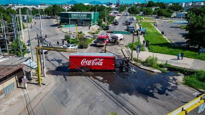 Culiacán suspende clases y festejos del 15 de septiembre por violencia