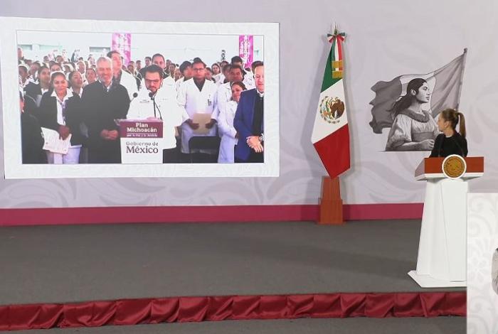 Dan base a 300 trabajadores de la Salud en Michoacán que llevaban años sin contrato