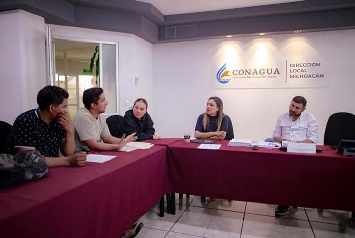 Dayana Pérez Mendoza fortalece gestión hídrica para Salvador Escalante