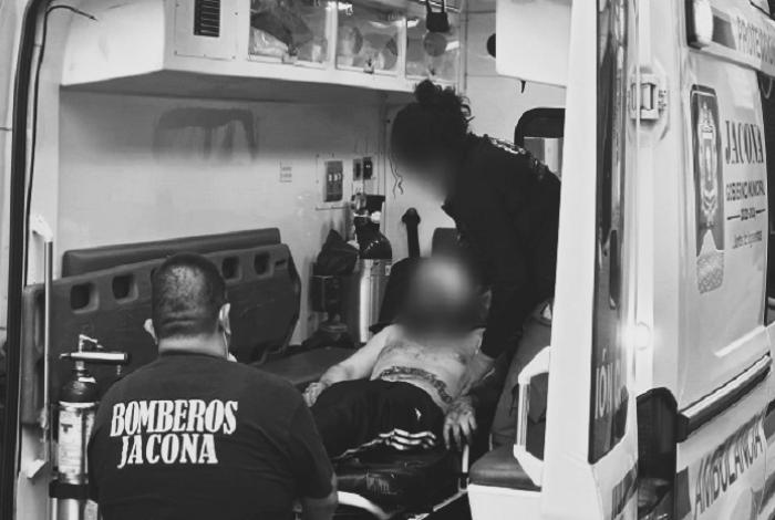 De milagro hombre resulta con un rozón de bala en el cráneo, tras agresión armada en Jacona