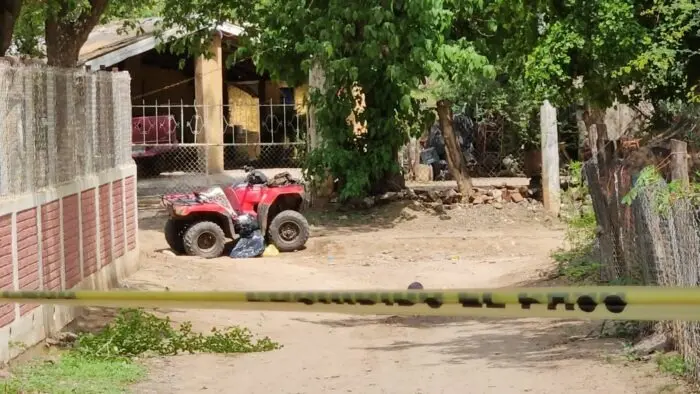 ¡De milagro! Periodistas salen ilesos tras quedar en medio de fuego cruzado en Sinaloa