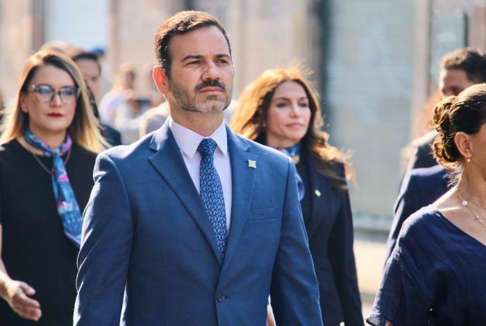 Declara Teemich inexistentes infracciones atribuidas por espectaculares de Yankel Benítez