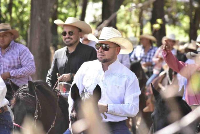 Defiende Reyes Galindo cultura e identidad en Michoacán