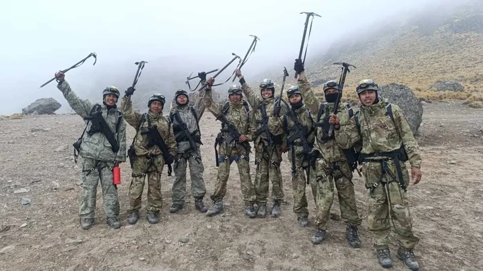 Del cielo a la cima: El entrenamiento extremo del Ejército mexicano