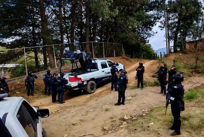 Delincuentes atacan a policías en Carapan; hay dos oficiales lesionados