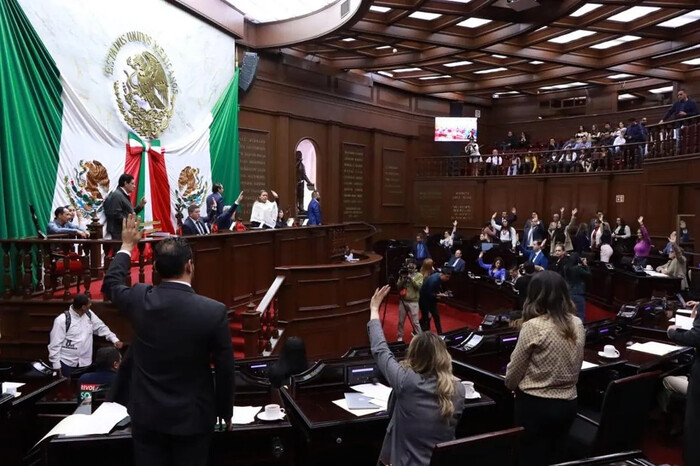 Desacatando mandatos judiciales, Congreso de Michoacán aprueba reforma al Poder Judicial local