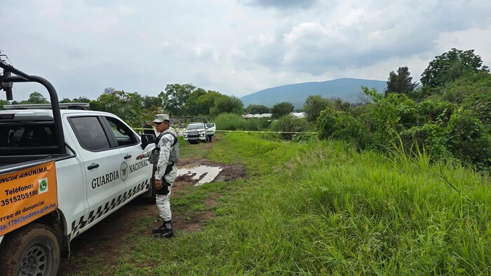 Descubren cadáver decapitado junto al Río Celio, en Jacona