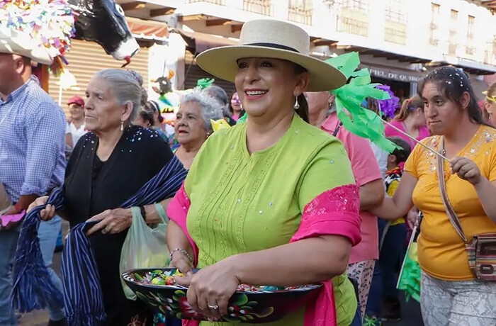 Desfile de martes de carnaval en Quiroga, un estallido de color y tradición