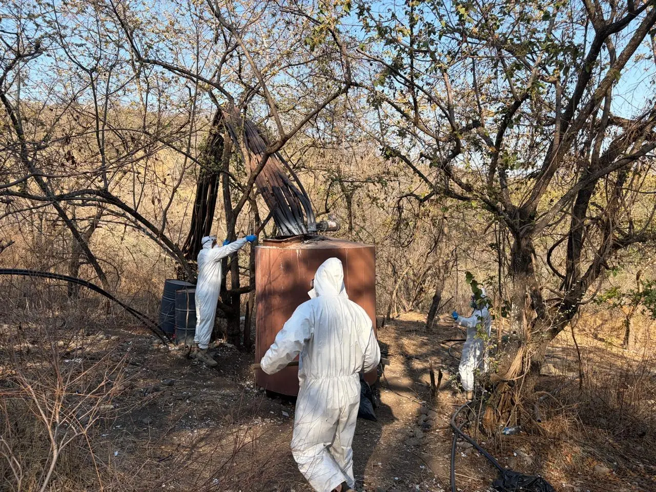 Desmantelan laboratorio clandestino en Los Reyes; aseguran reactores e insumos para droga sintética