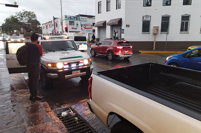 Despliega PC Michoacán operativo de atención ante inundaciones en Morelia