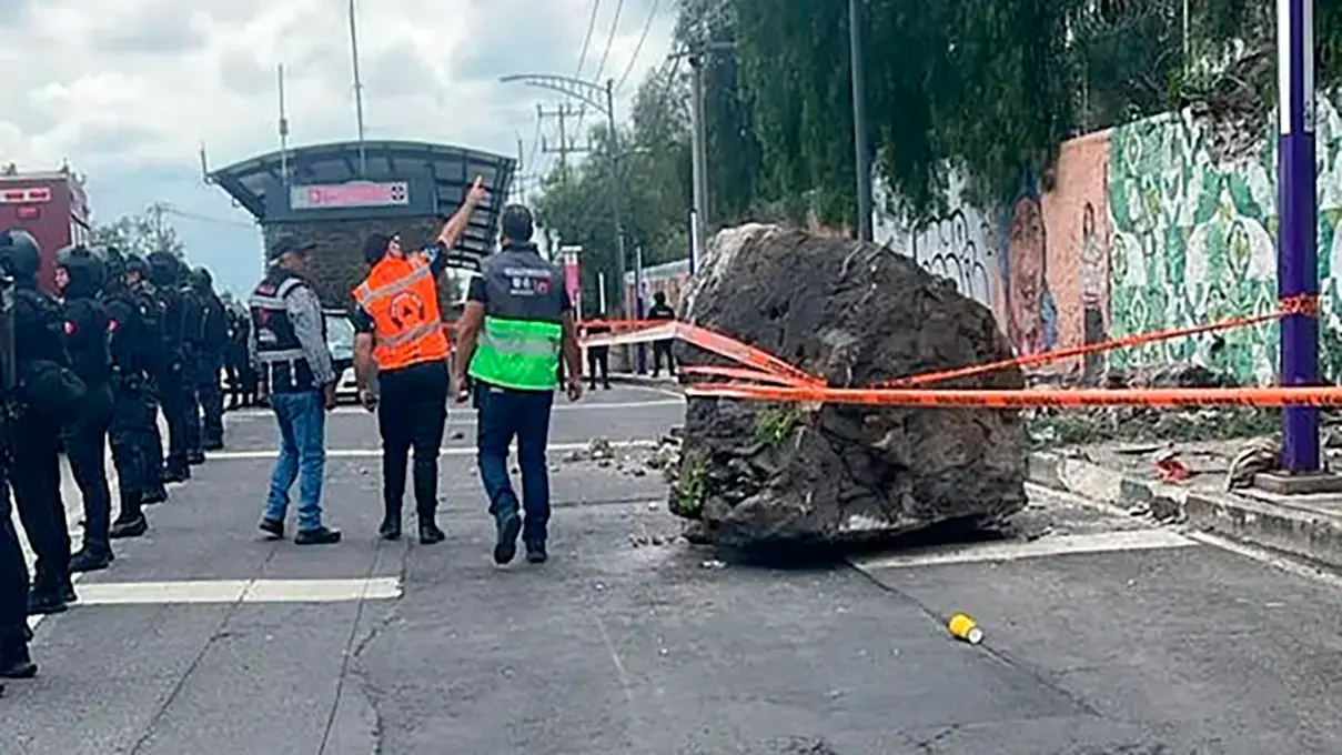 Desprendimiento de roca en el Tepeyac deja un herido