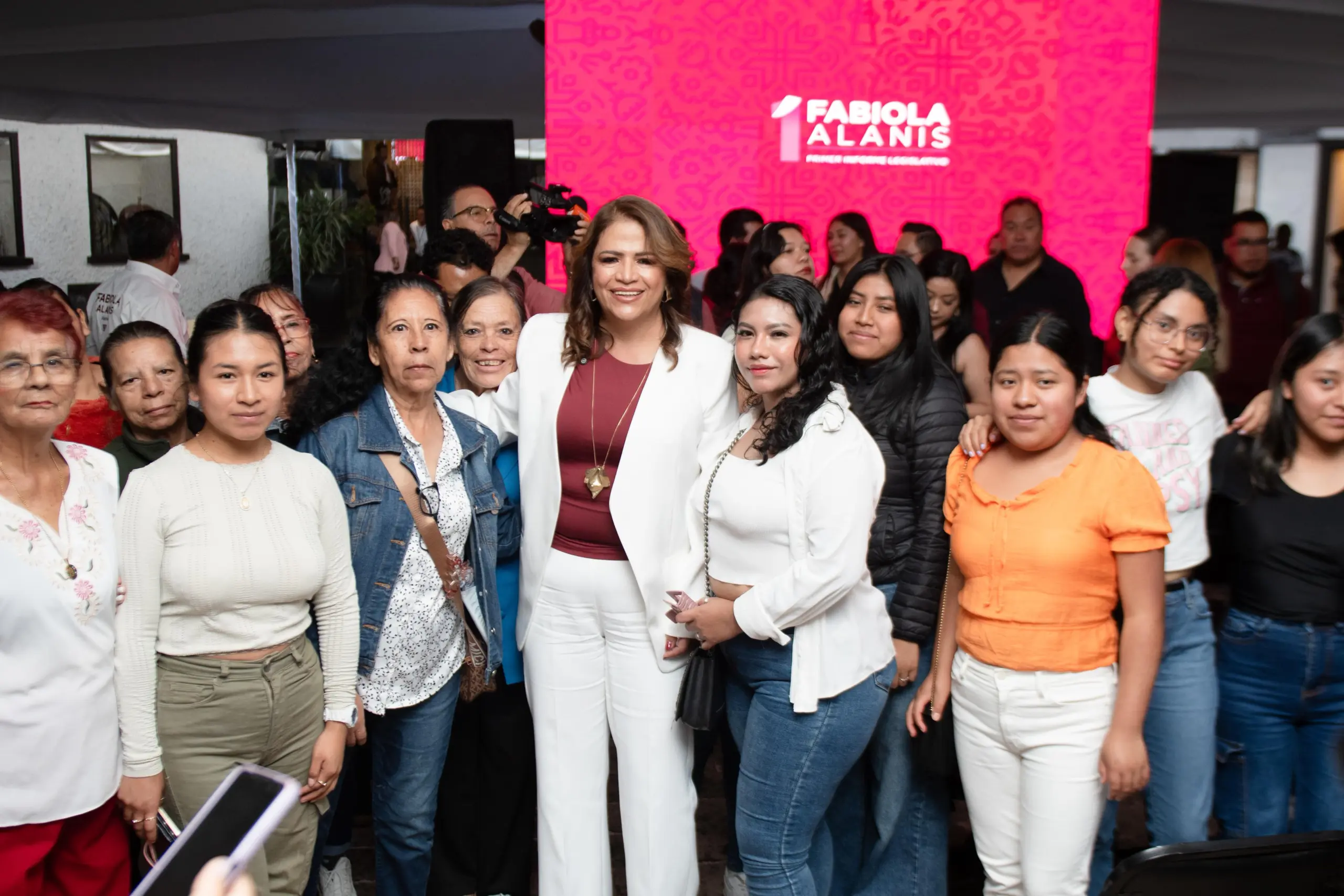 Destaca Fabiola Alanís aprobación de reformas históricas en beneficio del pueblo