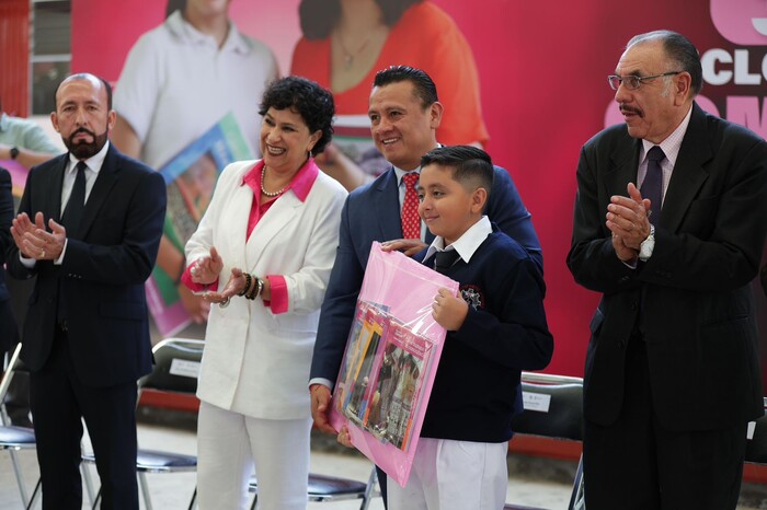 Destaca Torres Piña compromiso de docentes para nuevo ciclo escolar