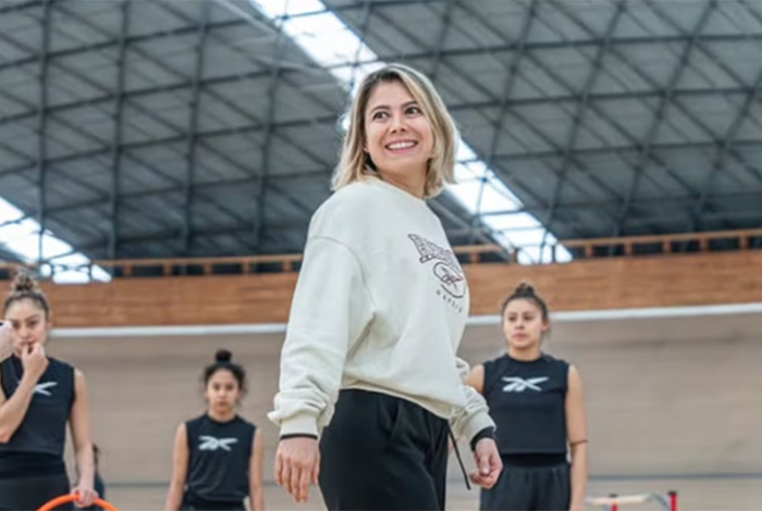 Destituyen por presunto maltrato psicológico a seleccionadora de gimnasia en México