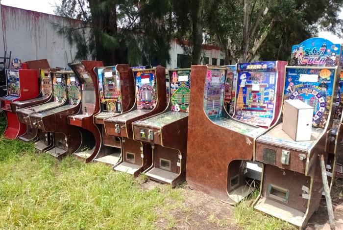 Destruyen 71 máquinas tragamoneadas aseguradas en Michoacán