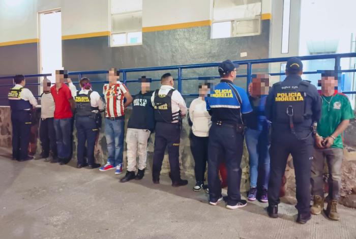 Deti3nen a siete y aseguran tres motos rob4das en Morelia