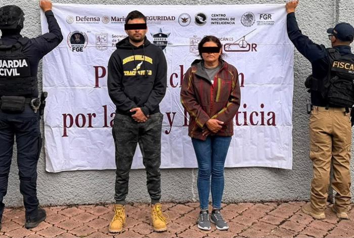Detienen a 2 presuntos extorsionadores tras operativo en Huandacareo