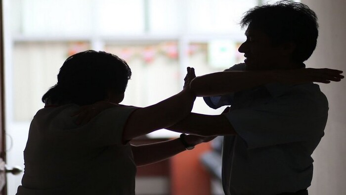 Detienen a Fabián N, acusado de violencia familiar en contra de su pareja