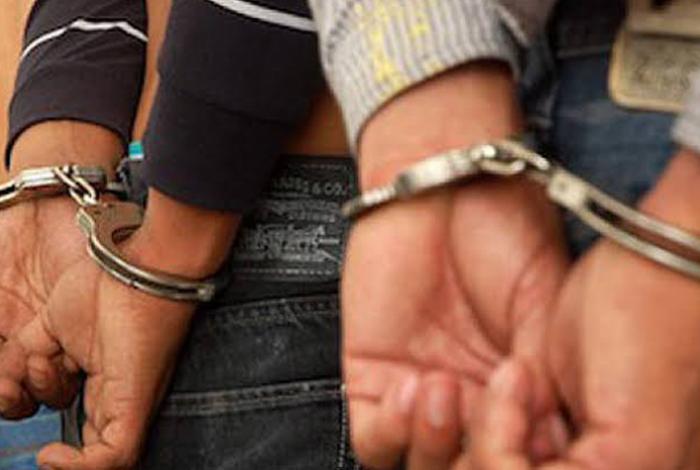 Detienen a hermanos por feminicidio en Ocampo: víctima mantenía una relación con su padre