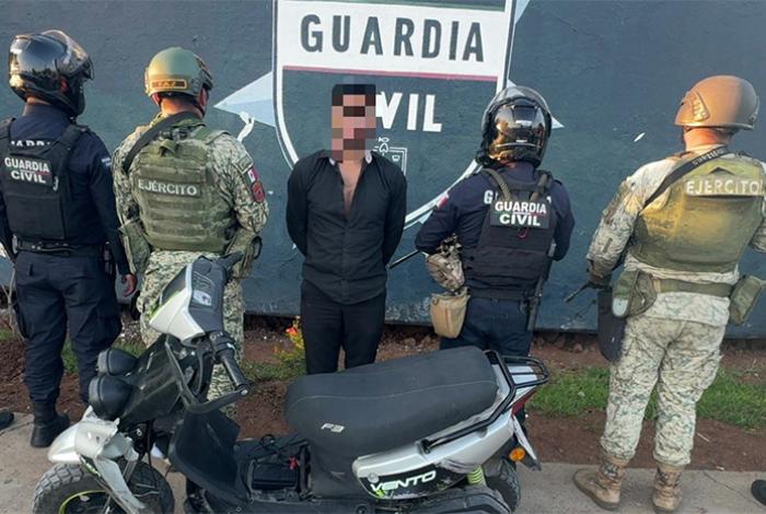 Detienen a presunto narcomenudista en Villas de Oriente, en Morelia