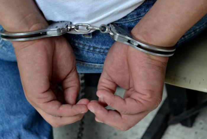 Detienen a profesor por abuso sexual y corrupción de menores en Tlalpujahua
