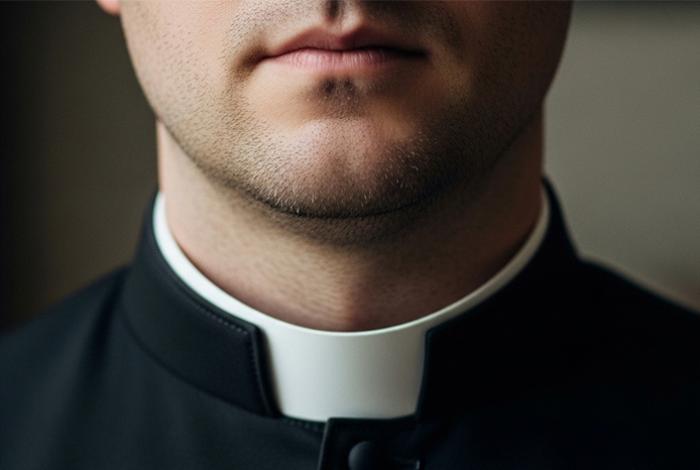 Detienen en Morelia a sacristán por extorsionar a un sacerdote a cambio de no afectar su imagen