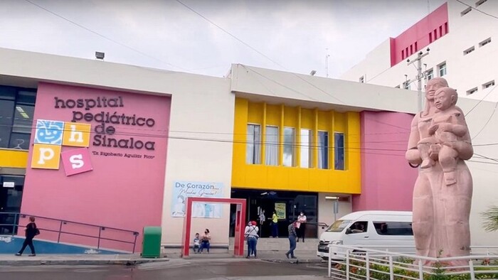 País