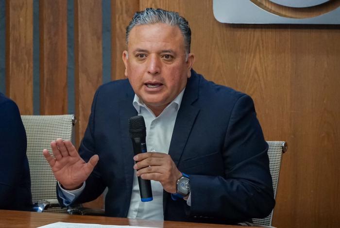 Dictamen sobre paridad en gobierno se bajó porque no daban los votos: PAN