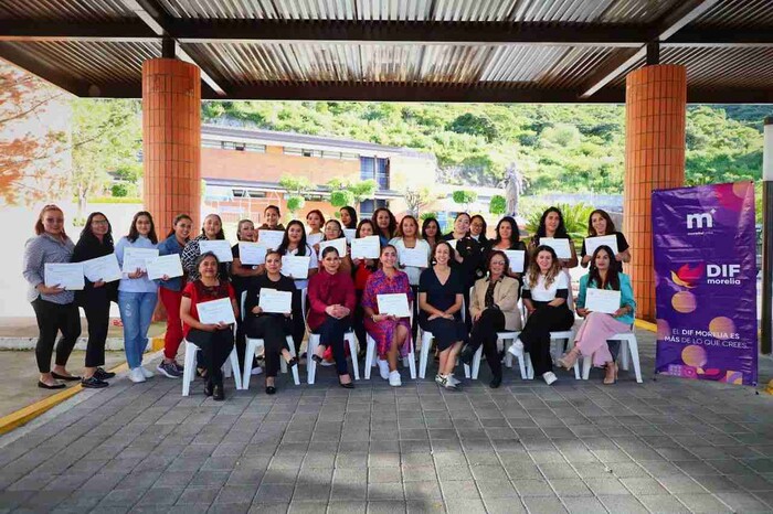 DIF Morelia certifica a educadoras en metodología Montessori con validez internacional