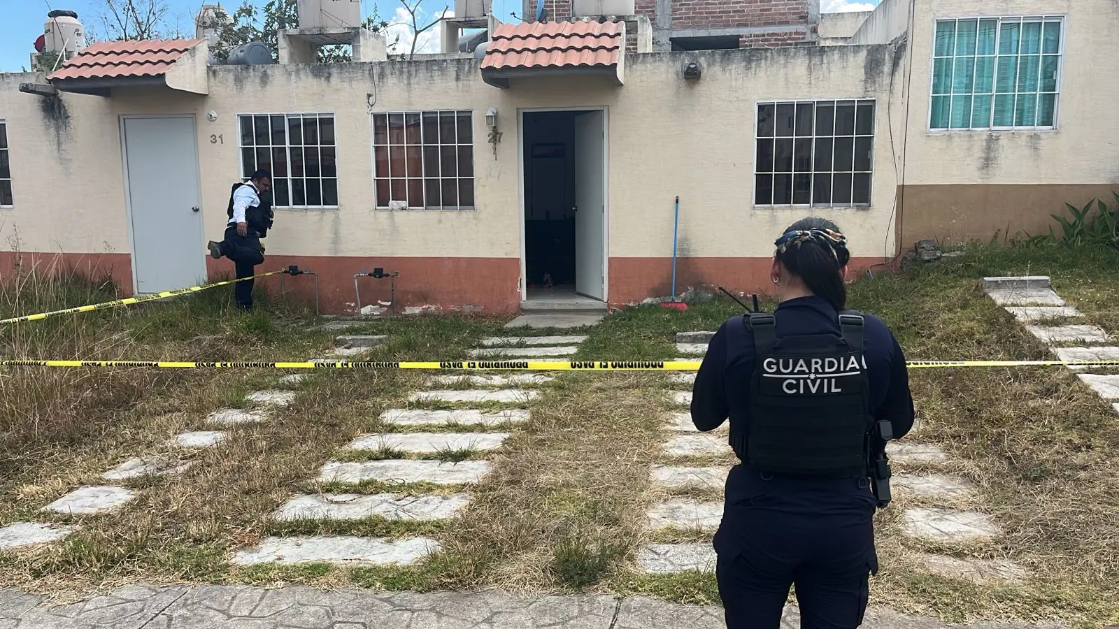 Discusión entre vecinos desata homicidio en Arko San Pedro; agresor huye en pickup