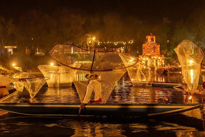 Disfruta de la Noche de Muertos en los manantiales de Urandén