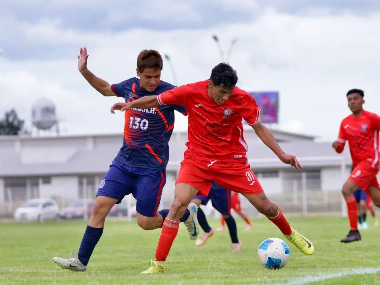 Domingo de triunfos nicolaitas en la Liga Municipal