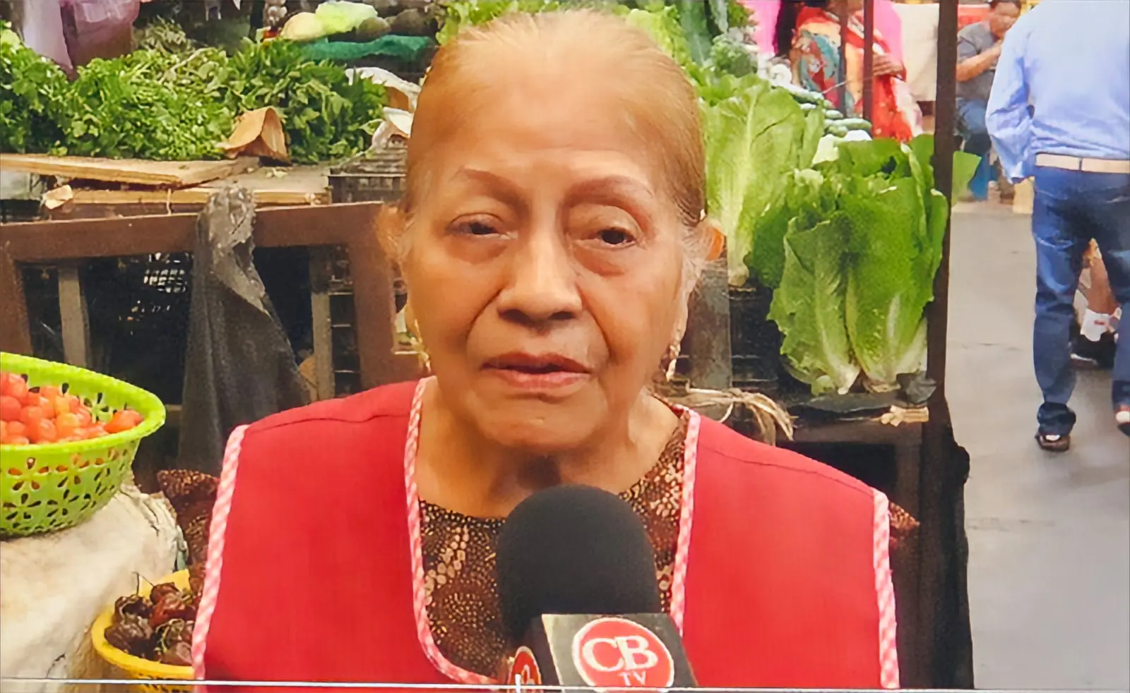Doña Gloria: más de 50 años de trabajo, amor y vida en el Mercado Independencia