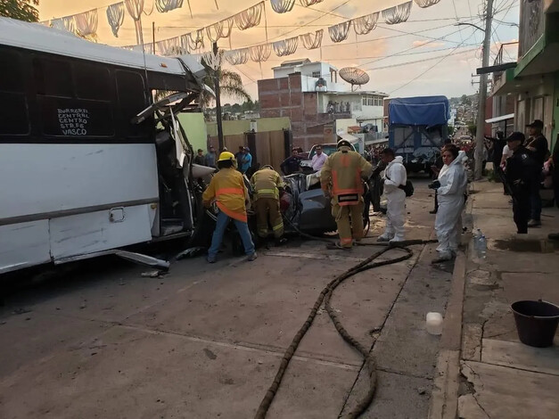 Dos muertos y cuatro heridos en brutal accidente en La Piedad