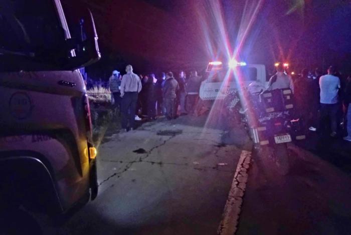 Dos muertos y dos lesionados deja choque vehicular en Purépero