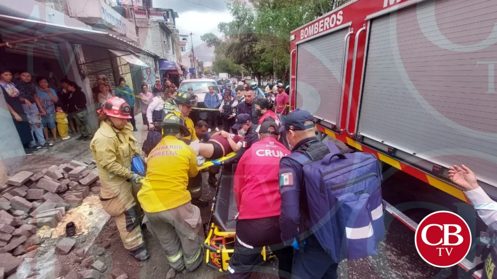 Dos mujeres heridas al caerles tabicones en la cabeza al poniente de Morelia