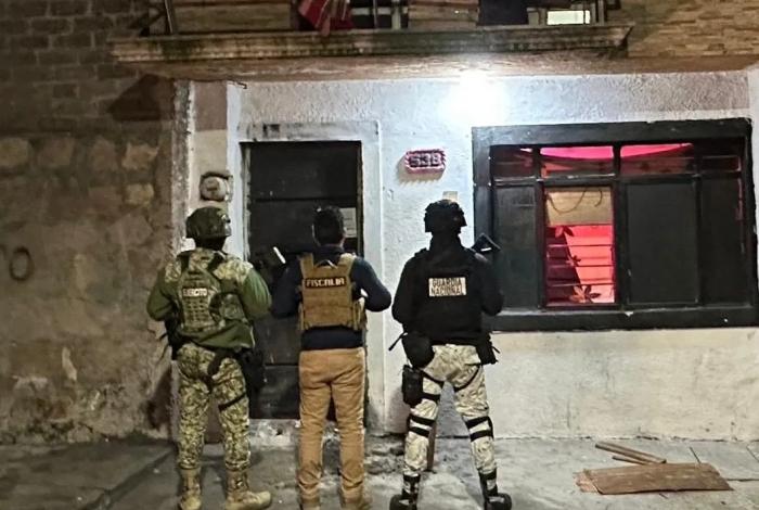 Durante cateos, FGE asegura 3 mil 500 dosis de narcótico y detiene a 4 personas en Morelia