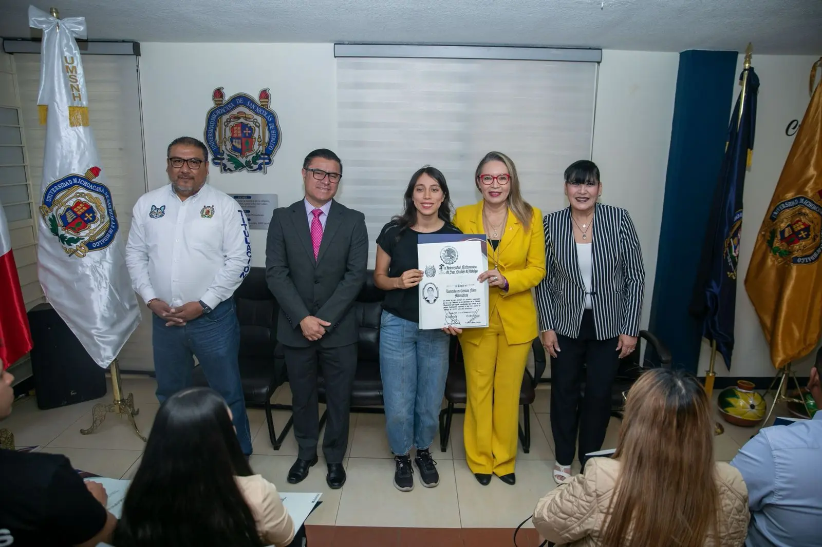 ¡EGRESADO NICOLAITA OBTÉN TU TÍTULO!, PUEDES REALIZAR EL TRÁMITE EN LÍNEA