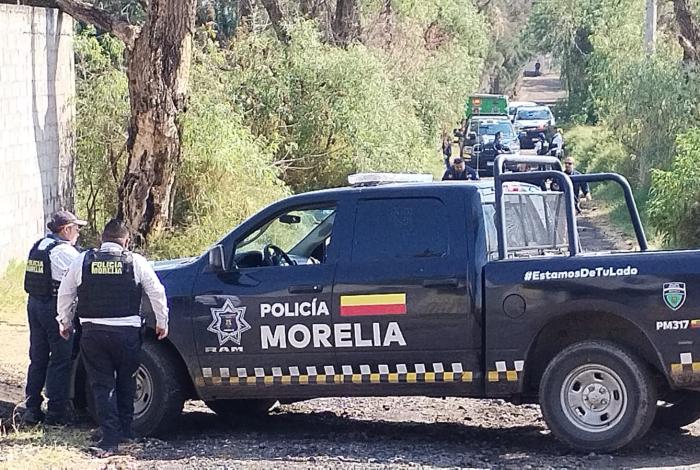 Ej3cutan a un hombre y tiran el cuerpo en brecha de terracería