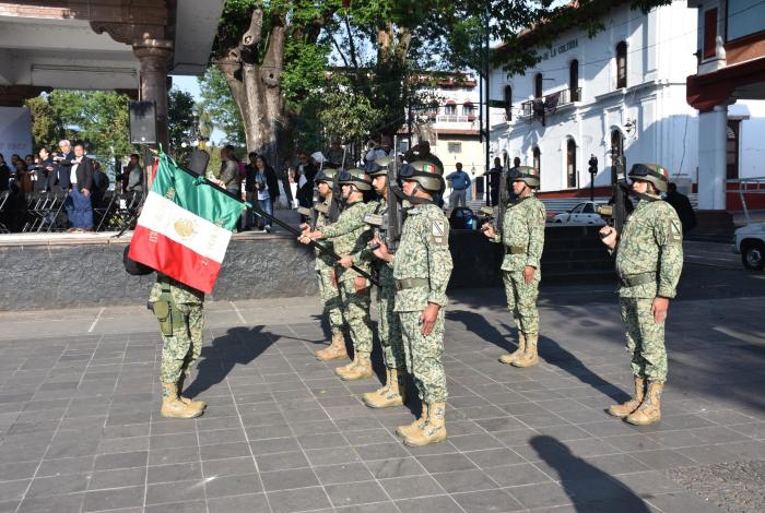 Ejército y GN conmemoran 109 Aniversario de Promulgación de la Constitución de 1917, en Uruapan