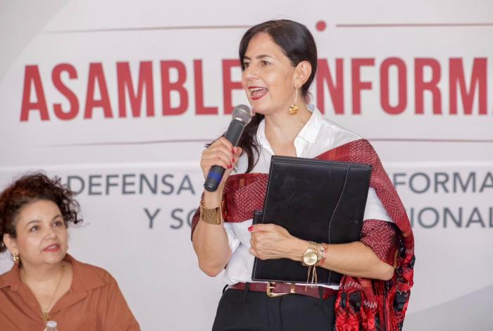 El bienestar económico se construye con quienes producen: Gaby Molina