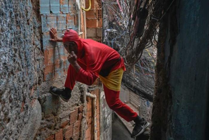 El Chapulín Colorado participa en redada antidrogas en Perú