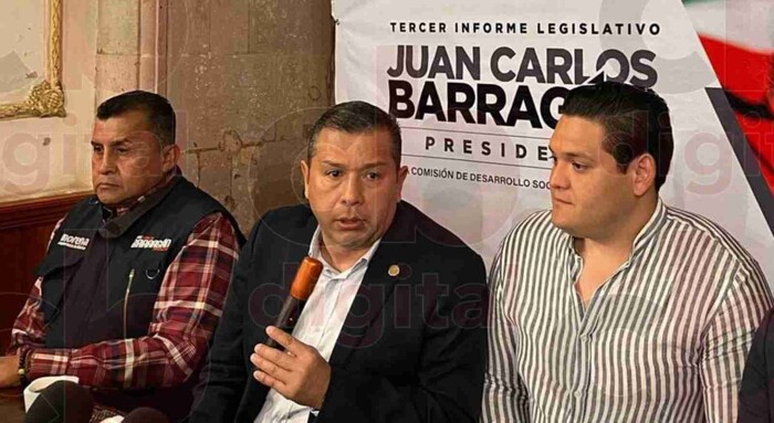 El diputado Juan Carlos Barragán presenta 3er Informe Legislativo