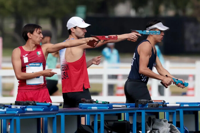 El mexicano Emiliano Hernández, llega a la final en pentatlón moderno de París 2024