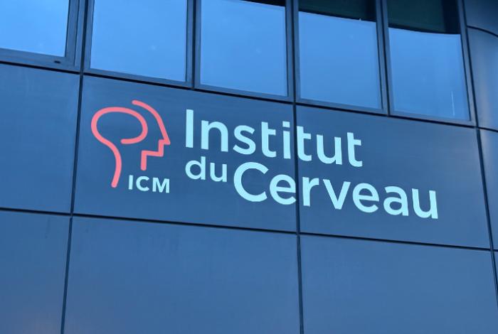 El neurocientífico aboga por la inteligencia artificial para afrontar el envejecimiento mundial