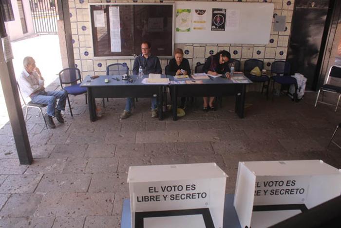Elección judicial, con participación de entre 12.57 y 13.32 %, estima el INE