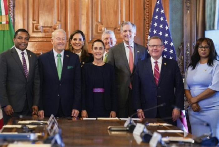 Embajador de EUA se reúne por tercera vez con Sheinbaum, a unos días de la entrada de aranceles del 30%