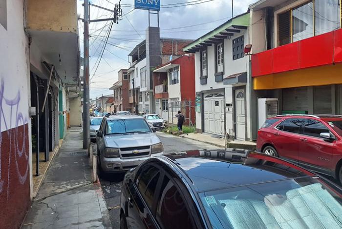 Empistolados balean estudio de danza, en la colonia Morelos de Uruapan