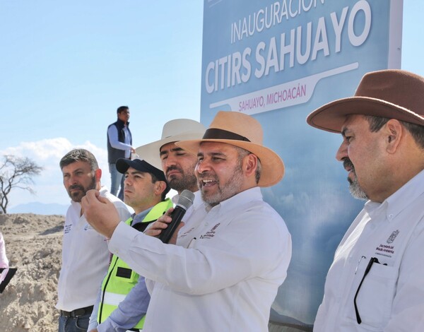 En beneficio de 6 municipios, inaugura Bedolla relleno sanitario en Sahuayo